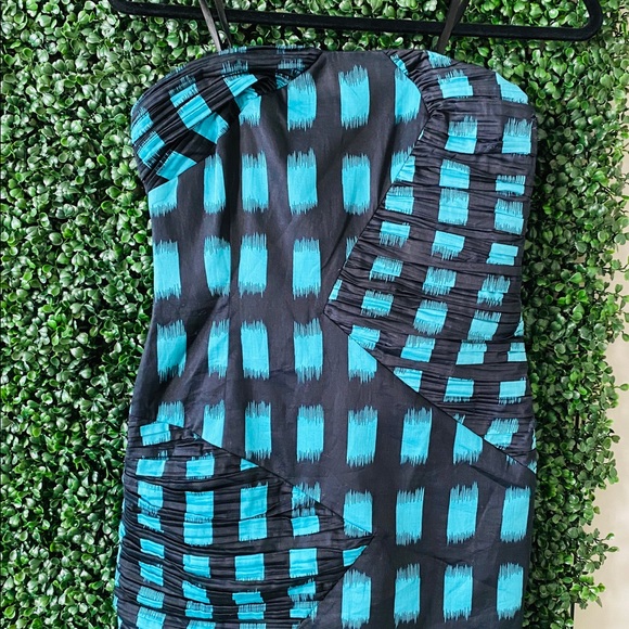 BCBG mini dress - Picture 1 of 4